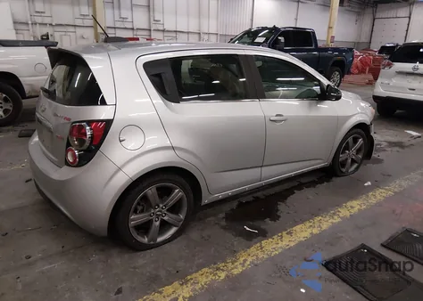 2015 Chevrolet Sonic Rs Manual из США, поврежденный, VIN 1G1JH6SB4F4107013